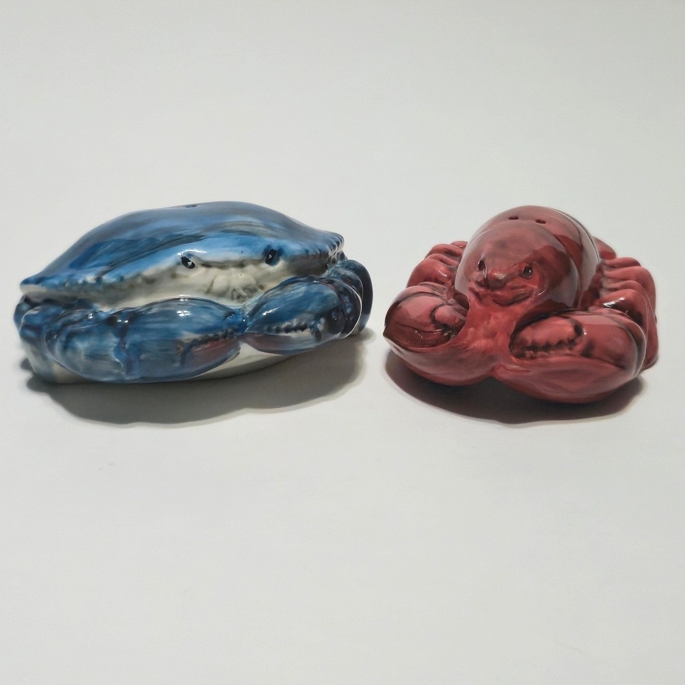 Big Blue Crab & Red Lobster Salt Pepper Shaker Set